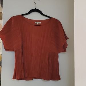 Madewell pleated crop top shirt